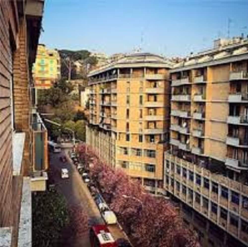 Boutique Rooms Trastevere Rome Exterior photo